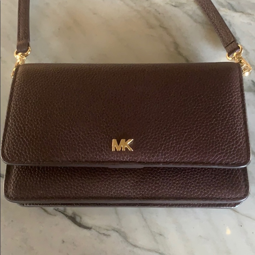 Michael kors crossbody maroon bag. Never worn